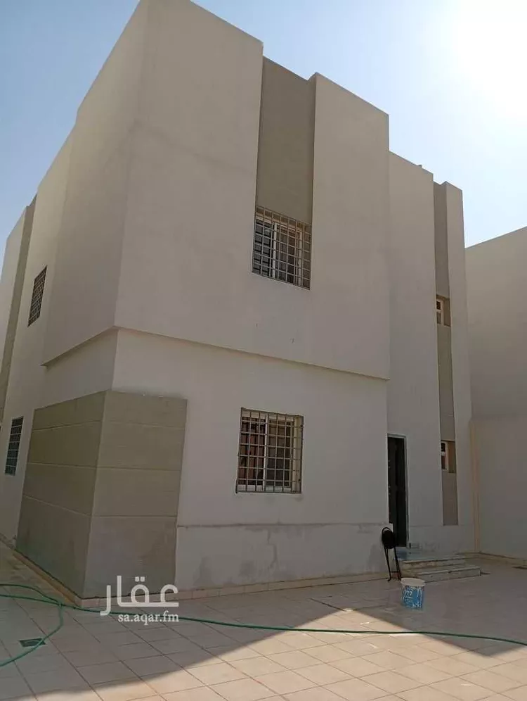 فيلا للإيجار في شارع المثني بن الصباح ، حي الشرق ، الرياض ، منطقة الرياض