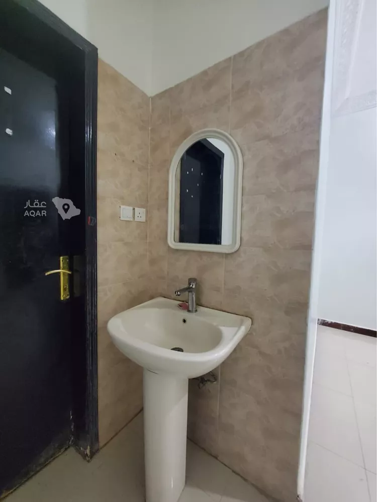شقة للإيجار في شارع جبل الدخان, حي ظهرة لبن, مدينة الرياض, منطقة الرياض 3