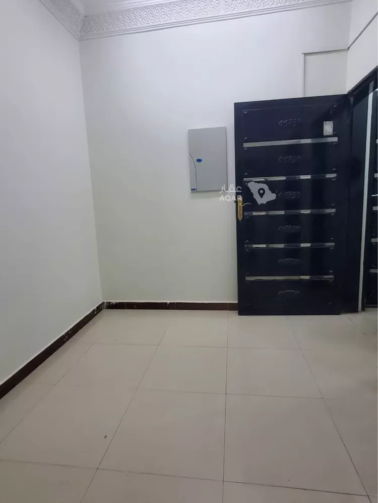 شقة للإيجار في شارع جبل الدخان, حي ظهرة لبن, مدينة الرياض, منطقة الرياض 4