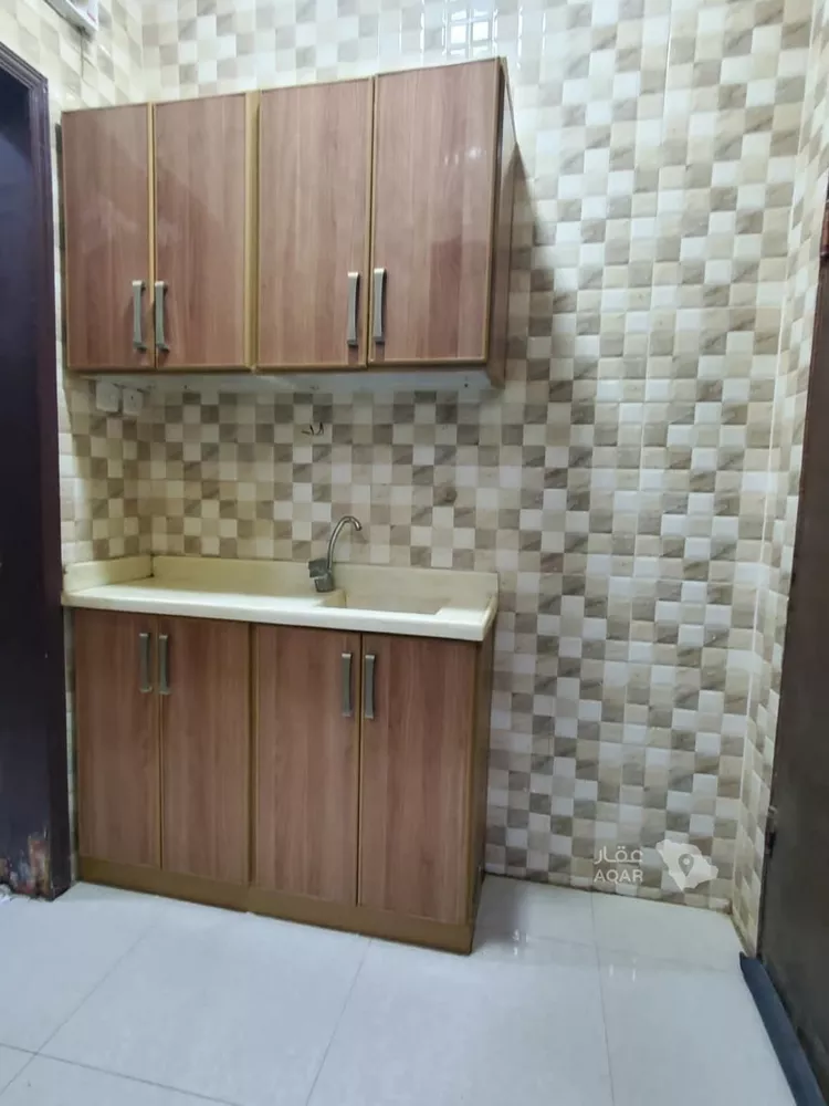 استوديو للإيجار في شارع جبل الدخان, حي ظهرة لبن, مدينة الرياض, منطقة الرياض 4