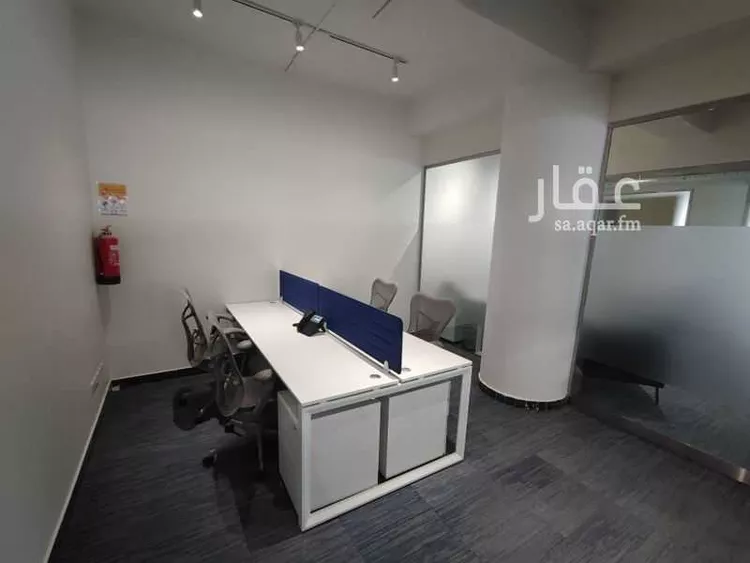 مكتب تجاري للإيجار في طريق الملك عبد الله الفرعي ، حي الملك فيصل ، الرياض ، منطقة الرياض صورة 4