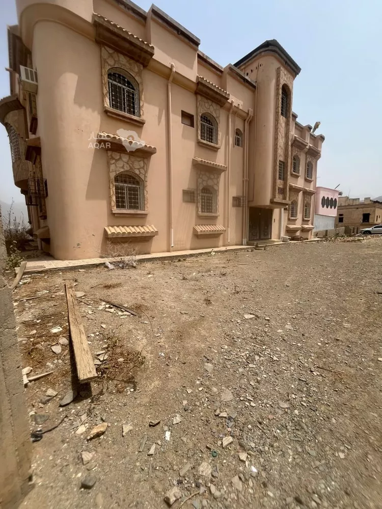 Villa for Sale in Al Bahah City Center