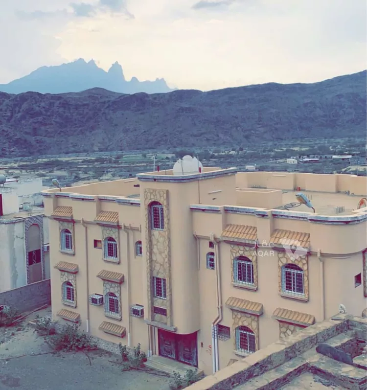 فيلا للبيع في شارع سويبط بن سعد, حي الدانة, مدينة المخواة, منطقة الباحة