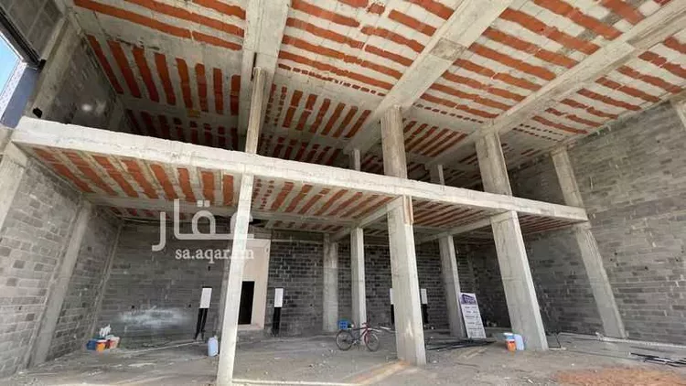 محل للإيجار في شارع خالد ابن عقبة القرشي, حي الملك فهد, مدينة المدينة المنورة, منطقة المدينة المنورة 6