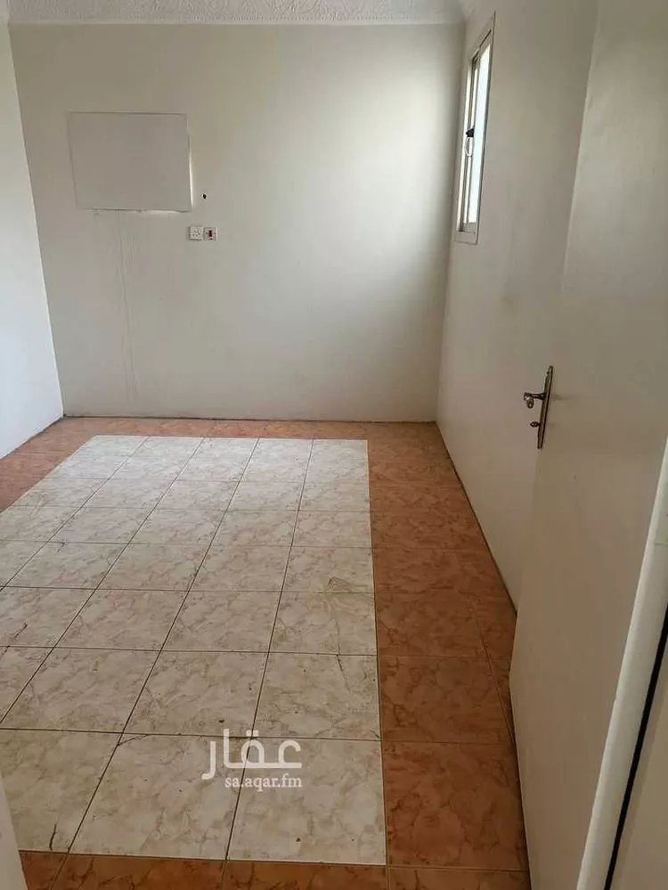 Floor for Rent in Riyadh Ad Dar Al Baida 10