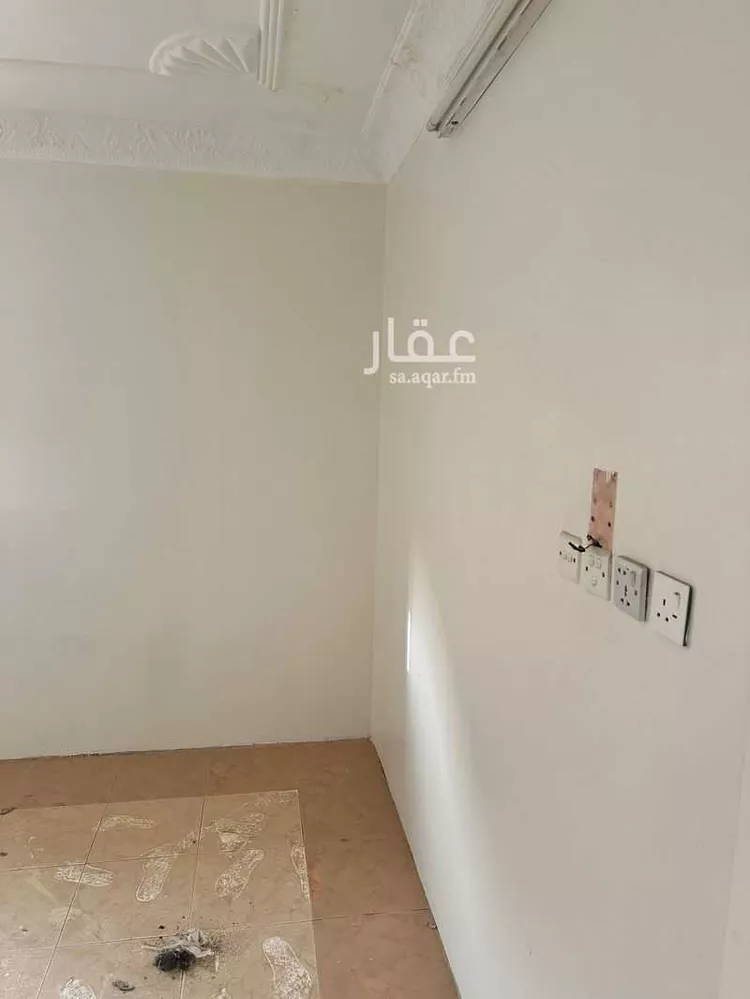Floor for Rent in Riyadh Ad Dar Al Baida 9