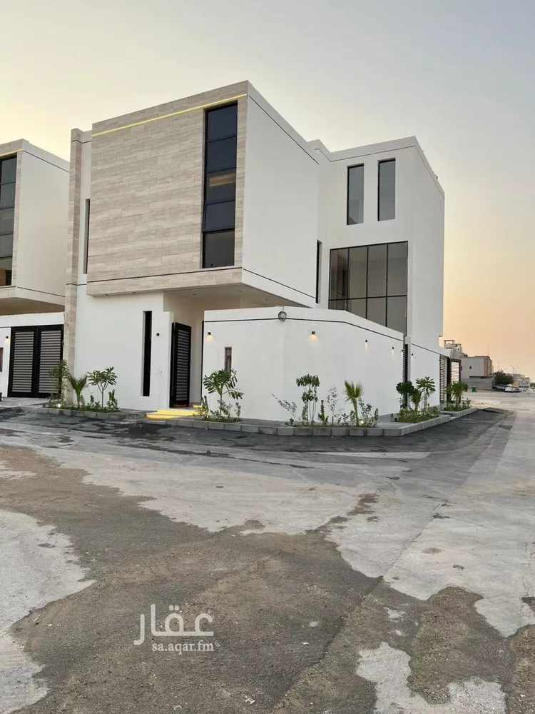 فيلا للبيع في شارع عبدالله النحوي, حي المهدية, مدينة الرياض, منطقة الرياض