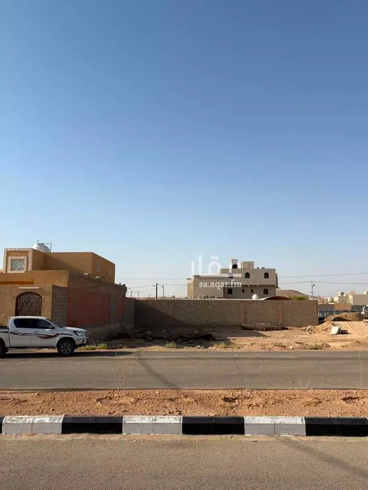 أرض للبيع في شارع الارقم بن عبدالله الحارث, حي الجامعة, مدينة ثادق, منطقة الرياض صورة 5