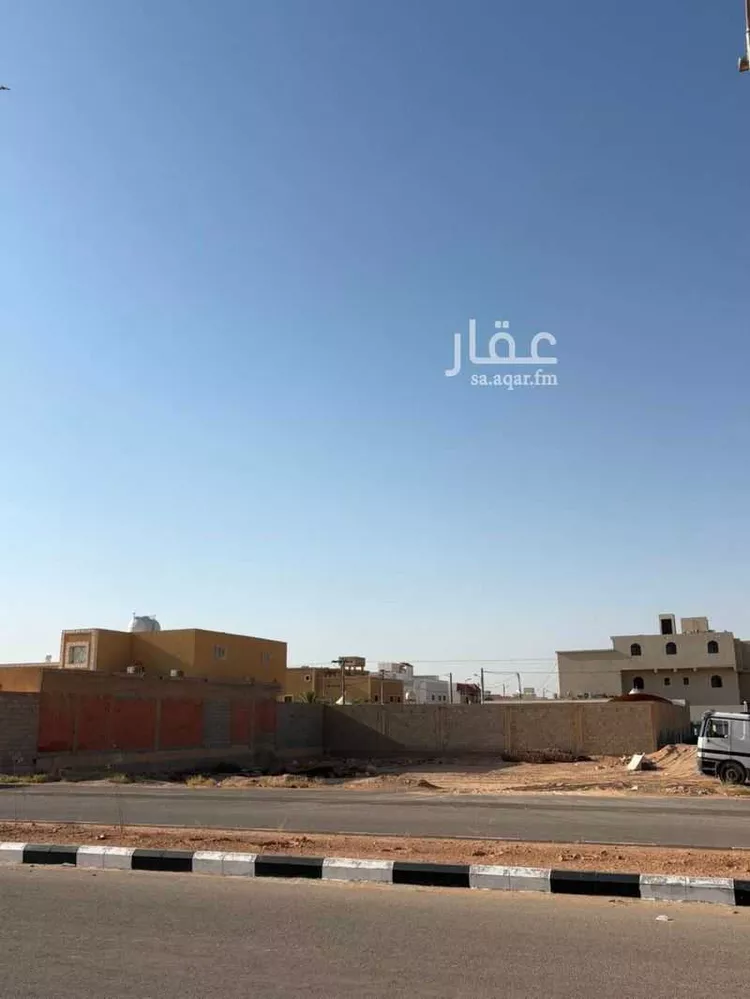 أرض للبيع في شارع الارقم بن عبدالله الحارث, حي الجامعة, مدينة ثادق, منطقة الرياض صورة 3