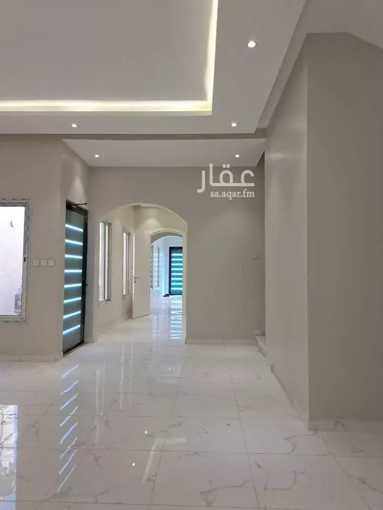 فيلا للبيع في شارع رفاعة ابن عمرو, حي الشراع, مدينة الخبر, المنطقة الشرقية