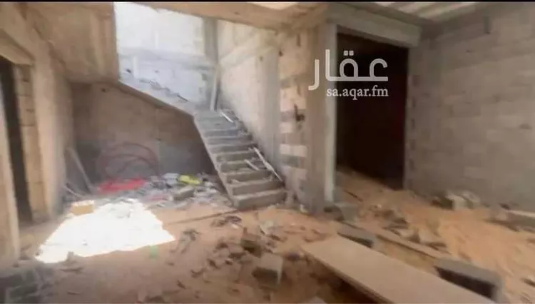 فيلا للبيع في شارع منصور الحنبلي, حي البساتين الشرقي, مدينة بريده, منطقة القصيم صورة 4
