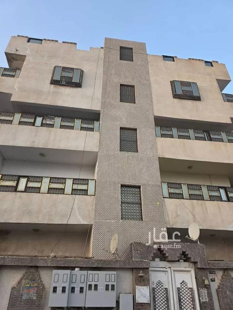 عمارة للبيع في شارع محمد بن عيسى الهلالي, حي قربان, مدينة المدينة المنورة, منطقة المدينة المنورة