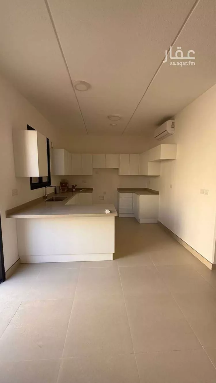 فيلا للإيجار في شارع رقم 1049, حي سدرة, مدينة الرياض, منطقة الرياض صورة 3