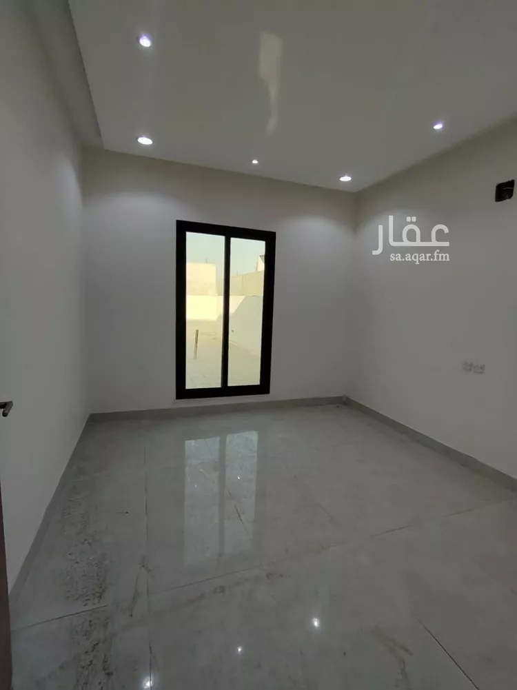 دور للبيع في شارع المرقش الأصغر, حي العريجاء الغربي, مدينة الرياض, منطقة الرياض صورة 2