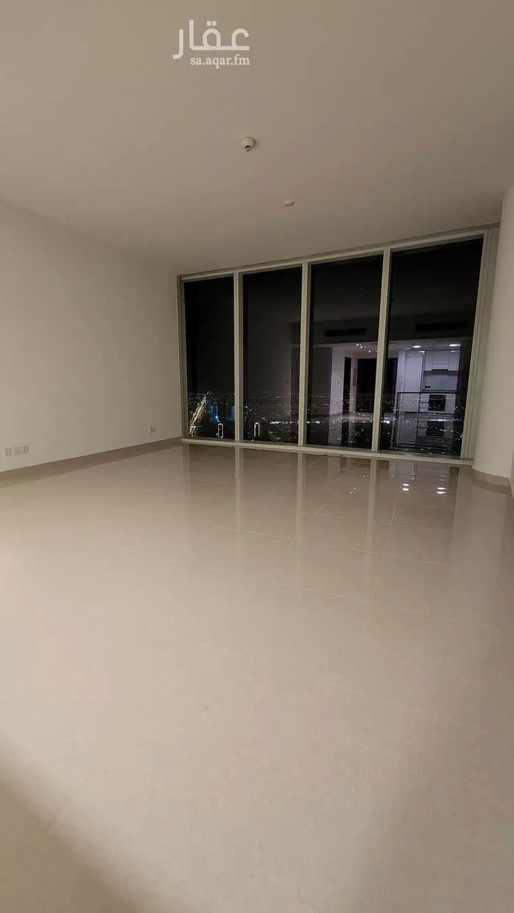 شقة للإيجار في شارع طريق الملك فهد الفرعي, حي الصحافة, مدينة الرياض, منطقة الرياض صورة 2