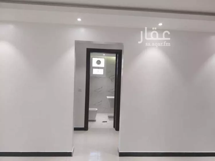شقة للبيع في شارع رقم 407, حي الملقا, مدينة الرياض, منطقة الرياض 1 صورة