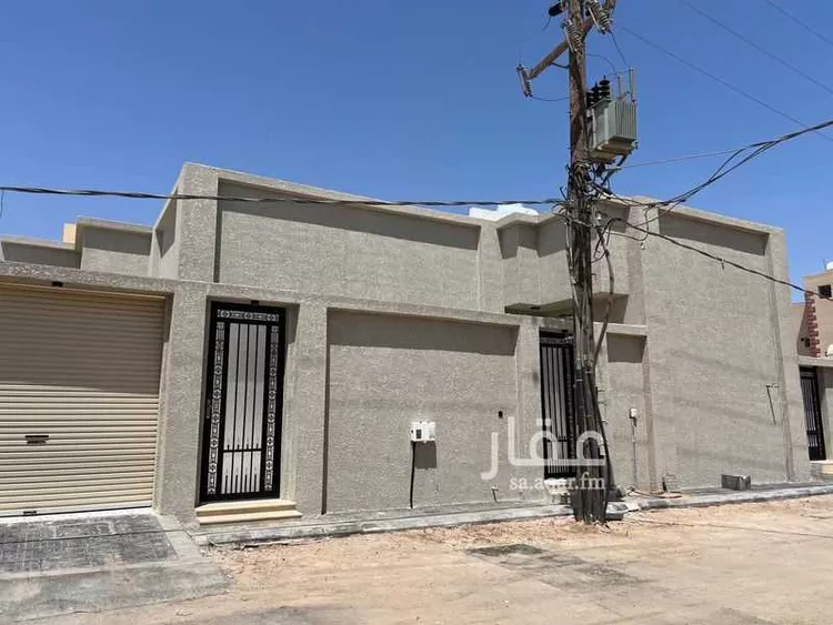 Floor for Sale in Hafr Al Batin At Talal