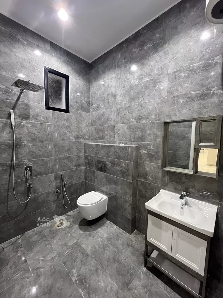 Floor for Sale in Hafr Al Batin At Talal 11