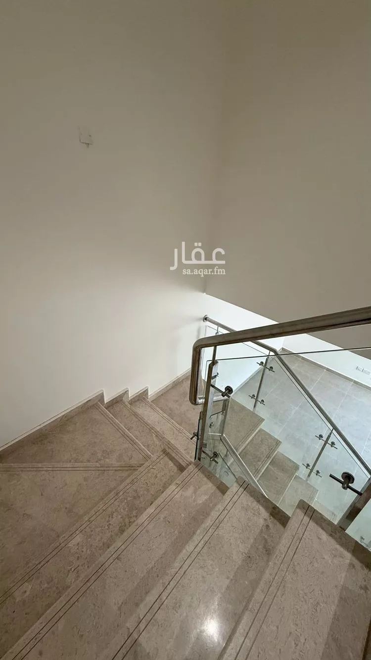 فيلا للبيع في شارع المرار بن بشير, حي مطار الملك خالد الدولي, مدينة الرياض, منطقة الرياض 9