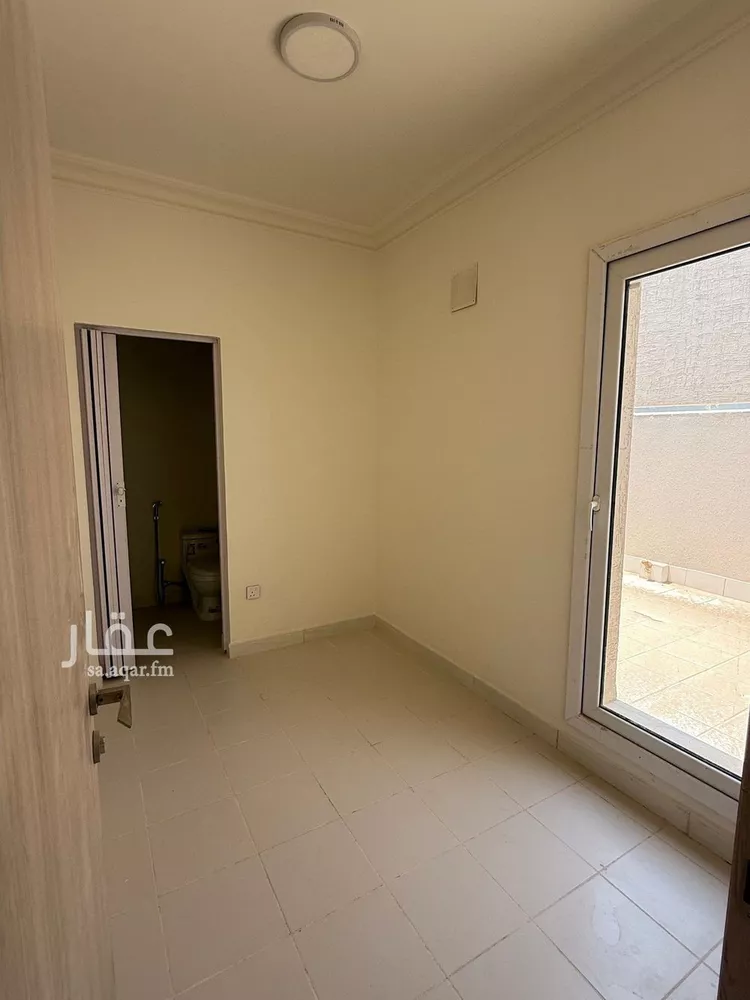 فيلا للإيجار في شارع 0000, حي مطار الملك خالد الدولي, مدينة الرياض, منطقة الرياض صورة 5