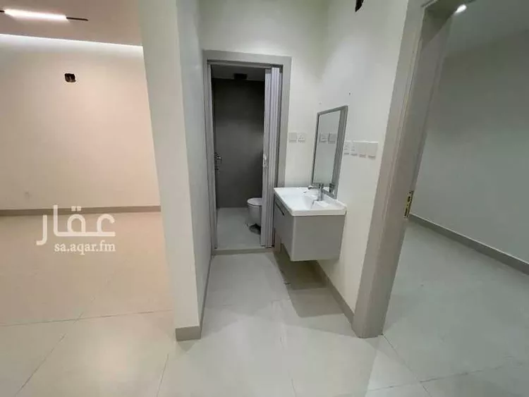 شقة للإيجار في شارع أحمد بن عمير ، حي السعادة ، الرياض ، منطقة الرياض صورة 2