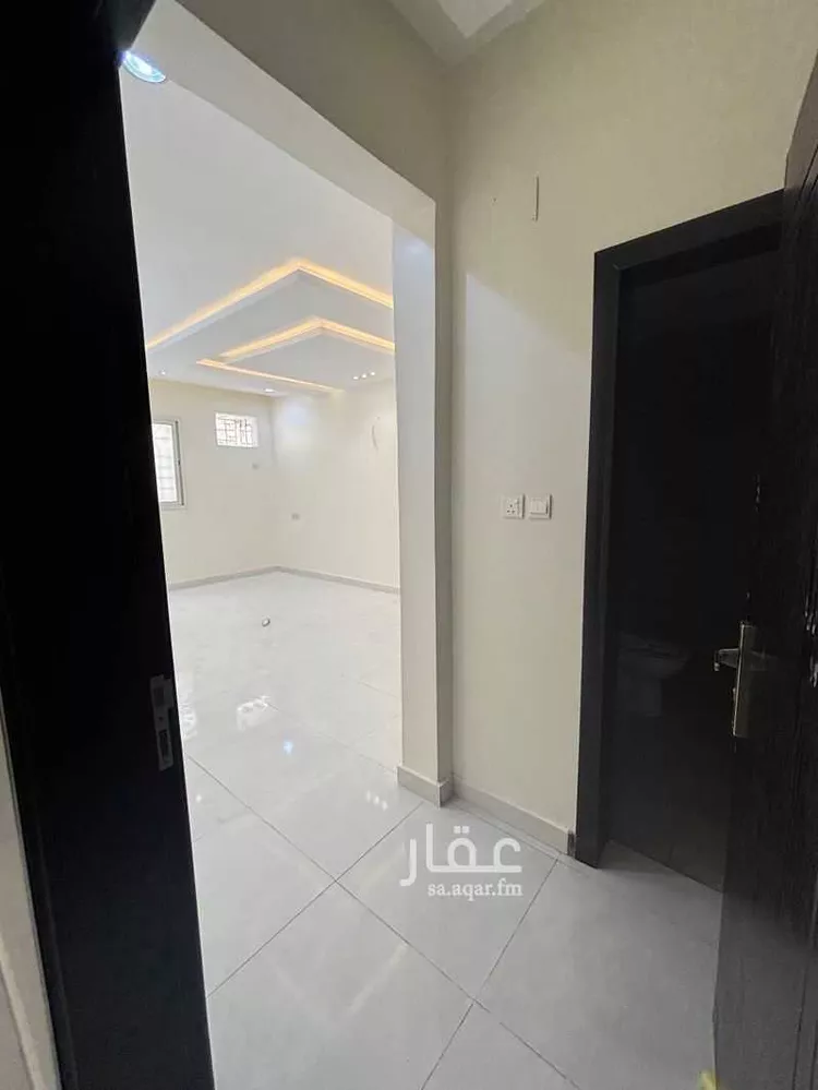 شقة للإيجار في شارع شارع الكشميري, حي القري, مدينة أبها, منطقة عسير صورة 2