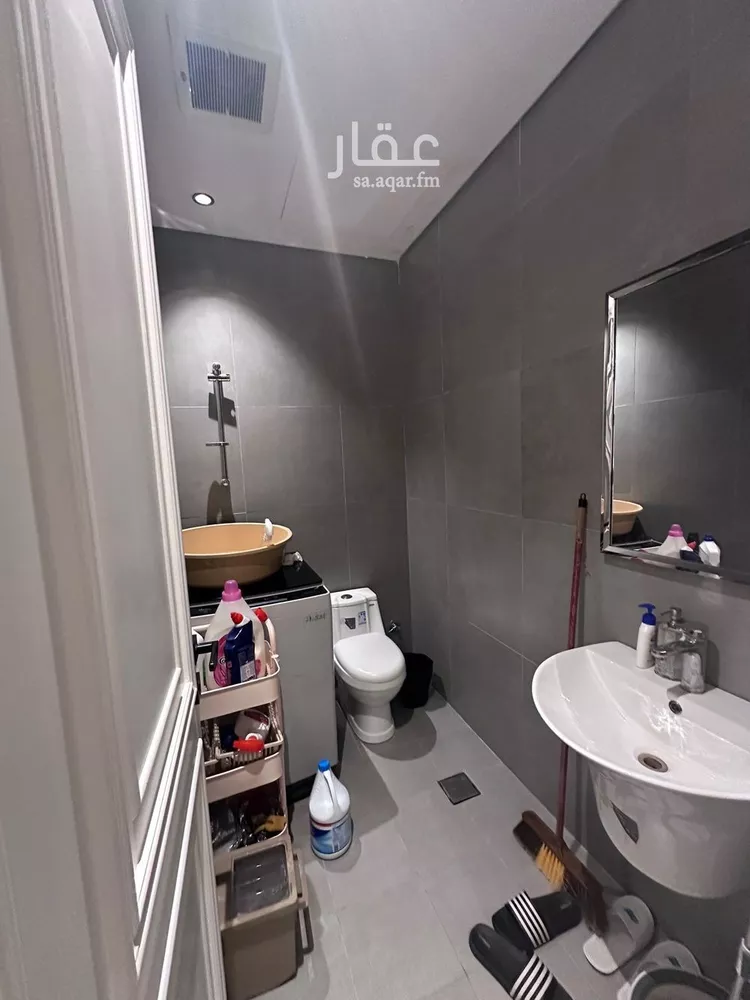 Apartment for Rent in Riyadh Al Munsiyah 9