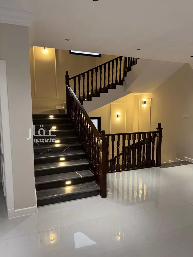 فيلا للبيع في شارع الزراعة, حي الأمواج, مدينة الخبر, المنطقة الشرقية صورة 4