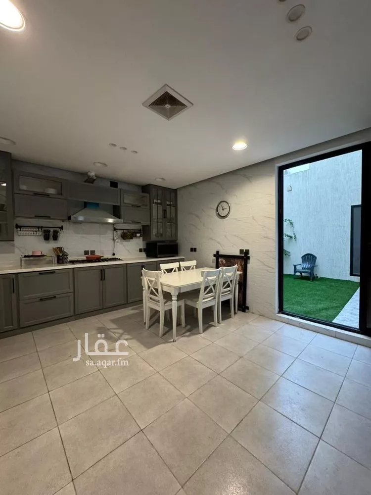 فيلا للبيع في شارع الحارث الاشعري, حي العروبة, مدينة الدمام, المنطقة الشرقية صورة 3