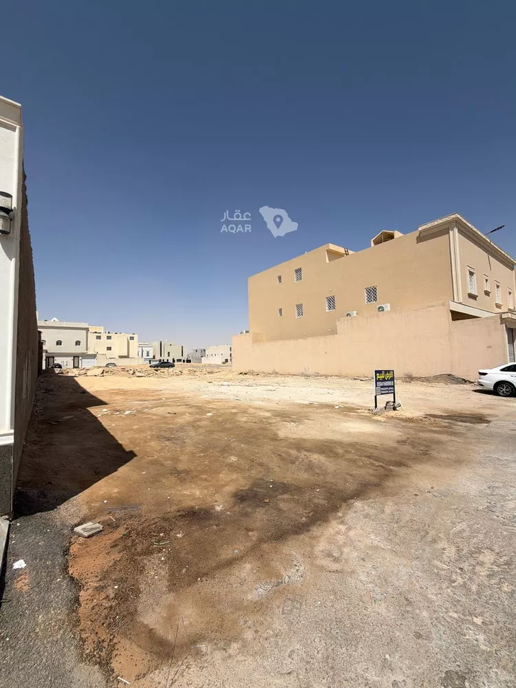 أرض للبيع في شارع أحمد بن محمد الشعبي, حي المهدية, مدينة الرياض, منطقة الرياض 5