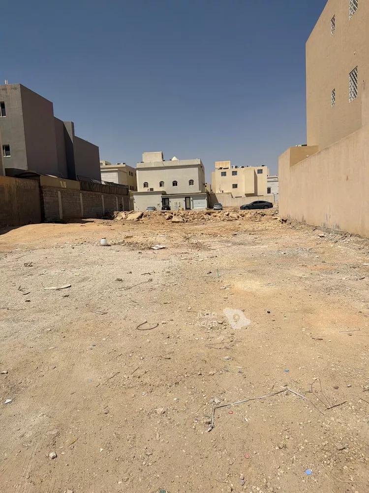أرض للبيع في شارع أحمد بن محمد الشعبي, حي المهدية, مدينة الرياض, منطقة الرياض 8