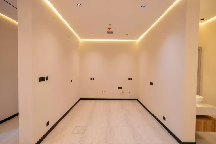شقة للبيع في شارع عبدالملك بن عباس, حي المهدية, مدينة الرياض, منطقة الرياض صورة 4