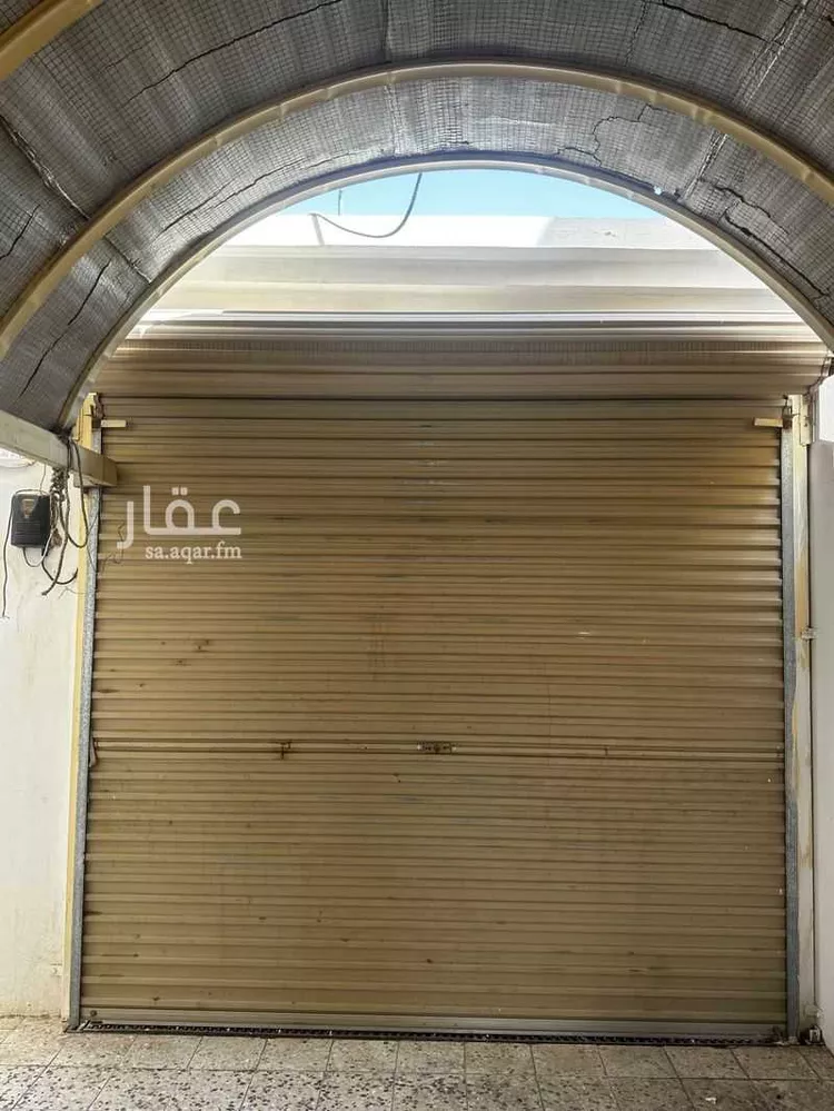 Building for Sale in Medina Alaaziziyah صورة 3