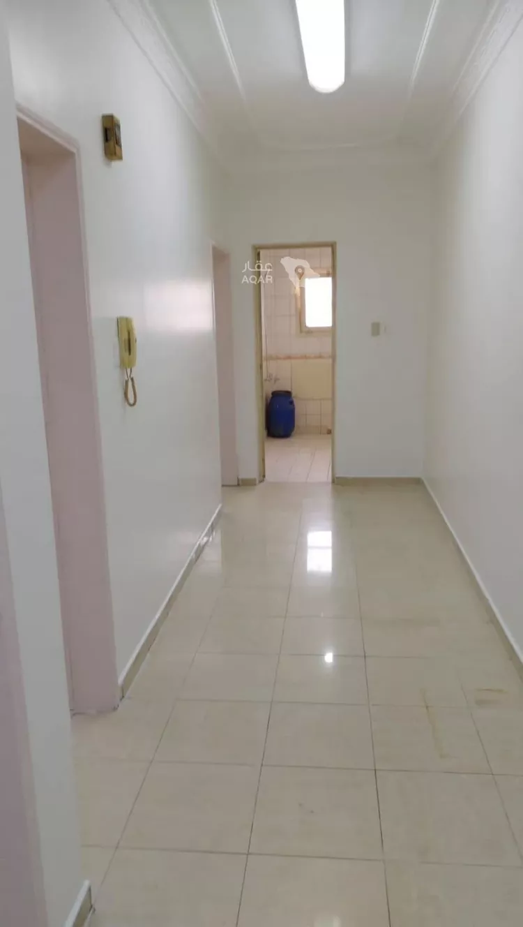 عمارة للإيجار في شارع منصور البغدادي, حي الراكة الجنوبية, مدينة الخبر, المنطقة الشرقية 4