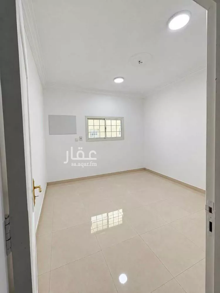 شقة للإيجار في شارع سهل بن عياض, حي الروضة, مدينة تبوك, منطقة تبوك صورة 2