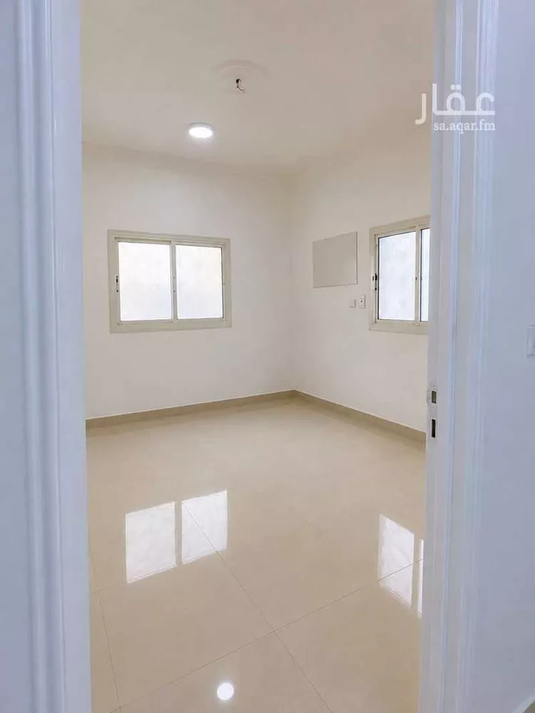 شقة للإيجار في شارع سهل بن عياض, حي الروضة, مدينة تبوك, منطقة تبوك