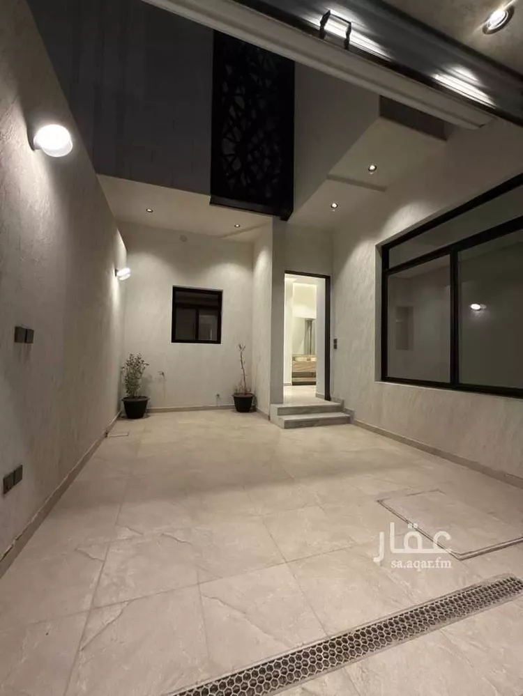 دور للبيع في شارع بقي بن مخلد, حي الصفاء, مدينة الرياض, منطقة الرياض صورة 3