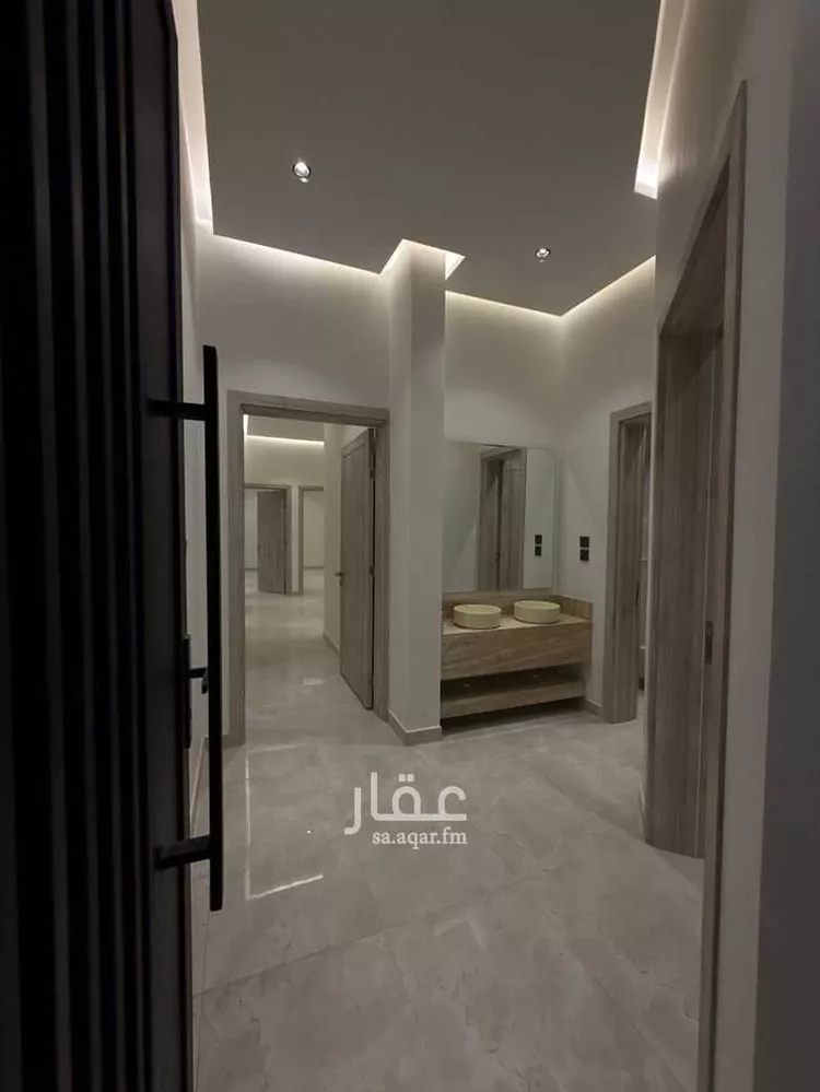 دور للبيع في شارع بقي بن مخلد, حي الصفاء, مدينة الرياض, منطقة الرياض صورة 4