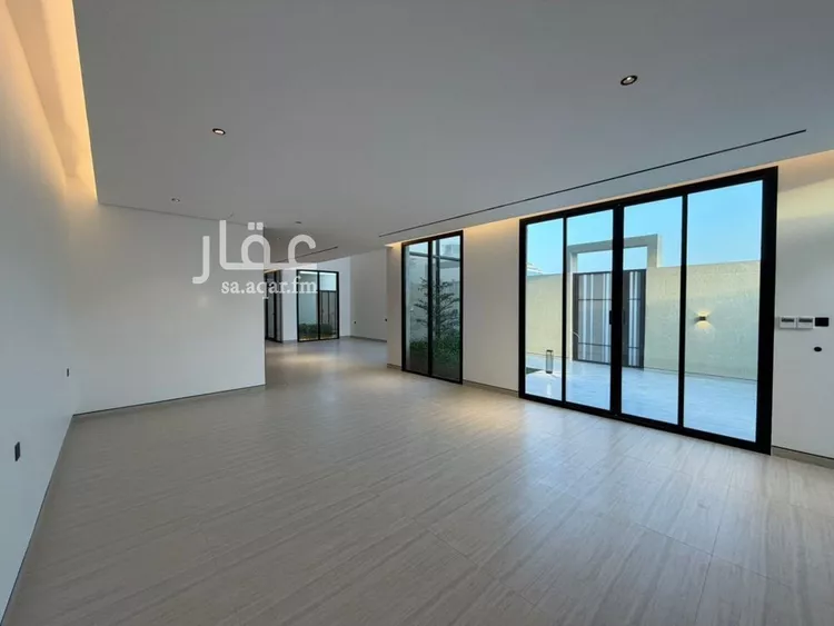 فيلا للبيع في شارع مساعد بن أحمد السديري, حي العارض, مدينة الرياض, منطقة الرياض صورة 5