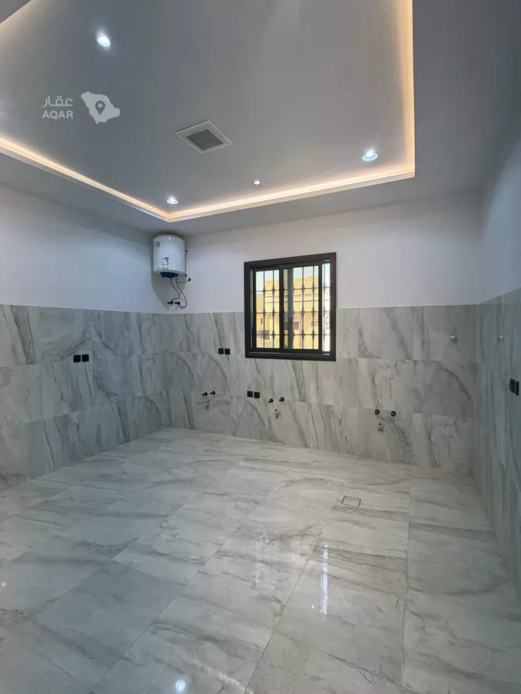 Floor for Sale in Riyadh Al Mansourah 14