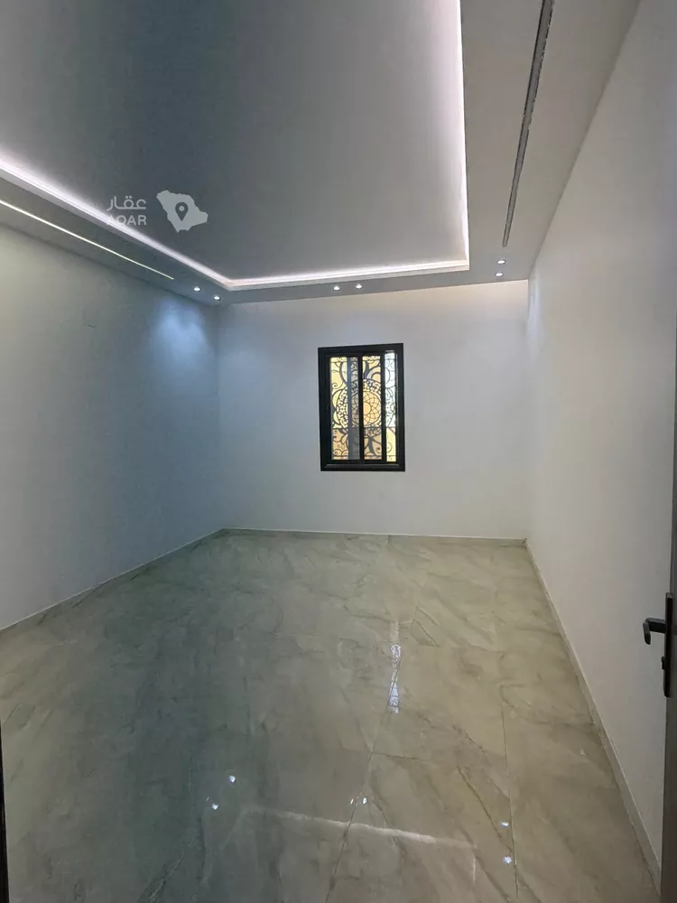 Floor for Sale in Riyadh Al Mansourah 7