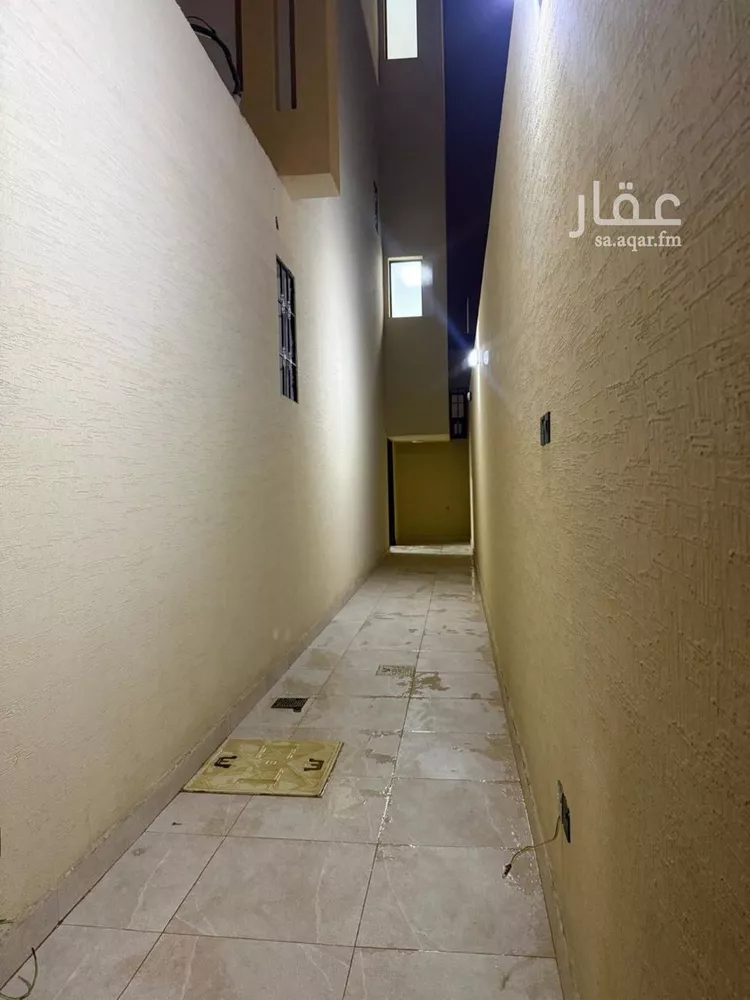 Floor for Sale in Riyadh Al Aziziyah صورة 3