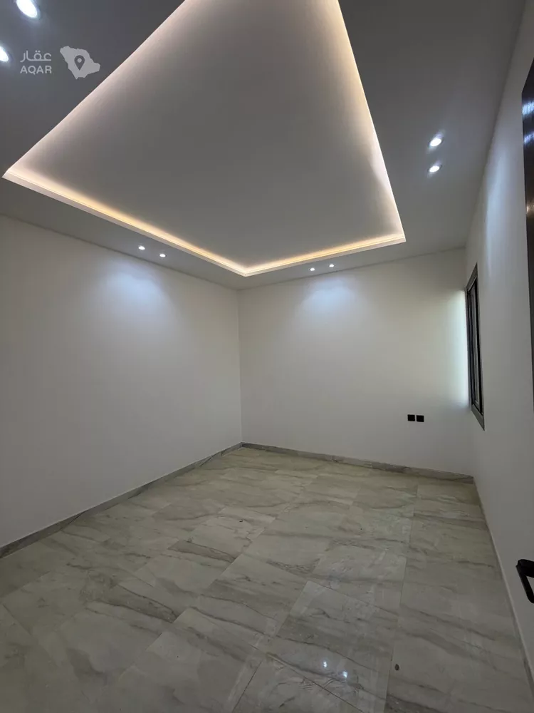 Floor for Sale in Riyadh Al Mansourah 5