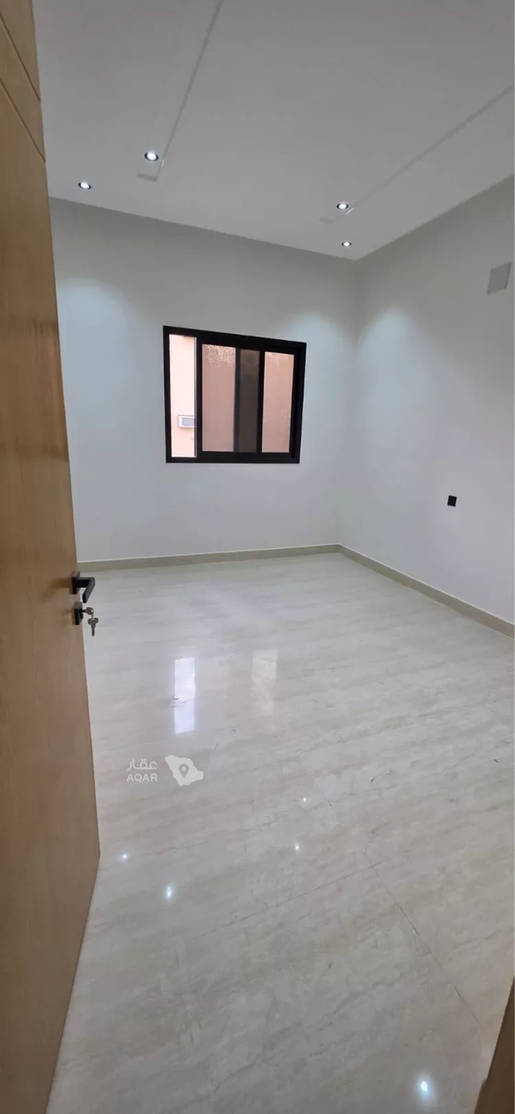 دور للبيع في شارع الذرة, حي العزيزية, مدينة الرياض, منطقة الرياض 8