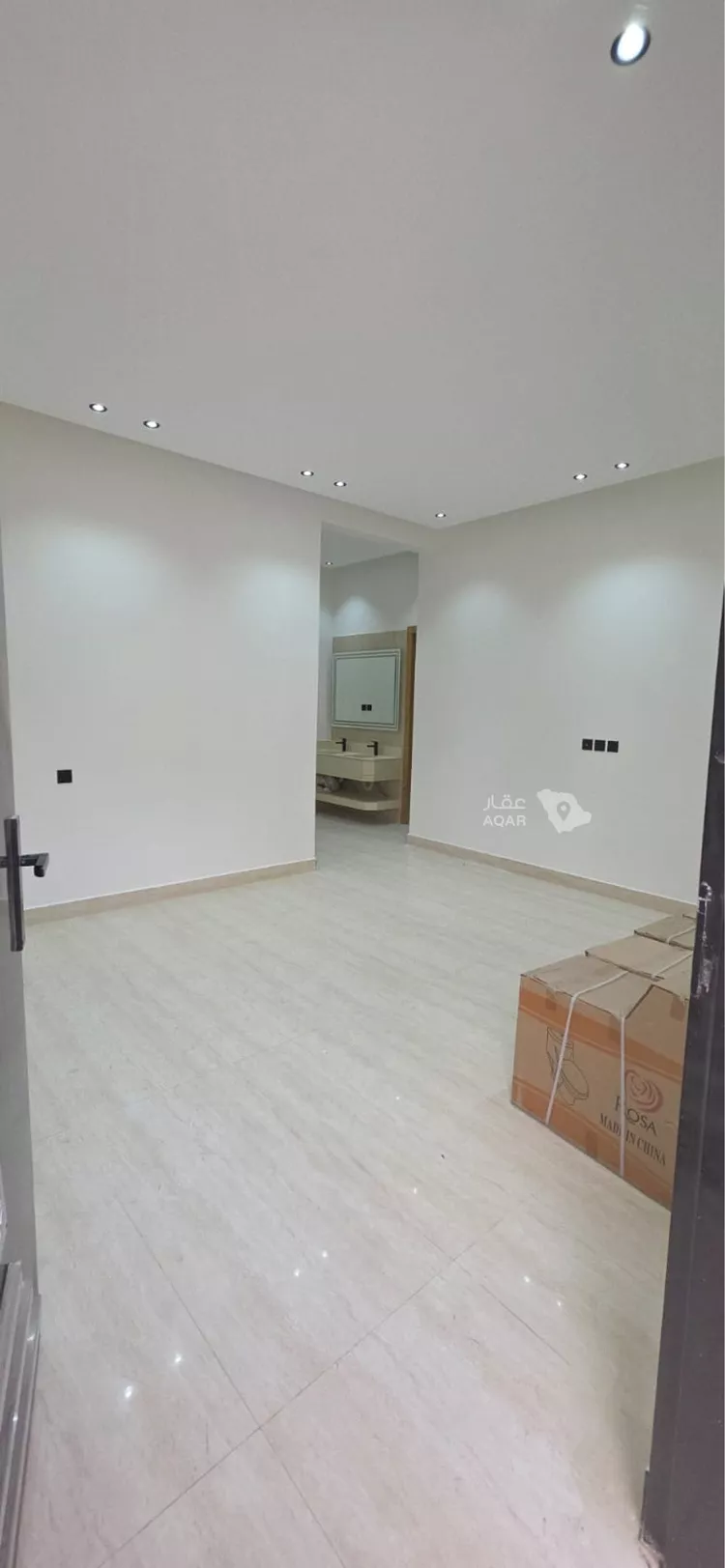 Floor for Sale in Riyadh Al Aziziyah 2