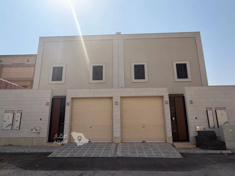 Floor for Sale in Riyadh Al Mansourah