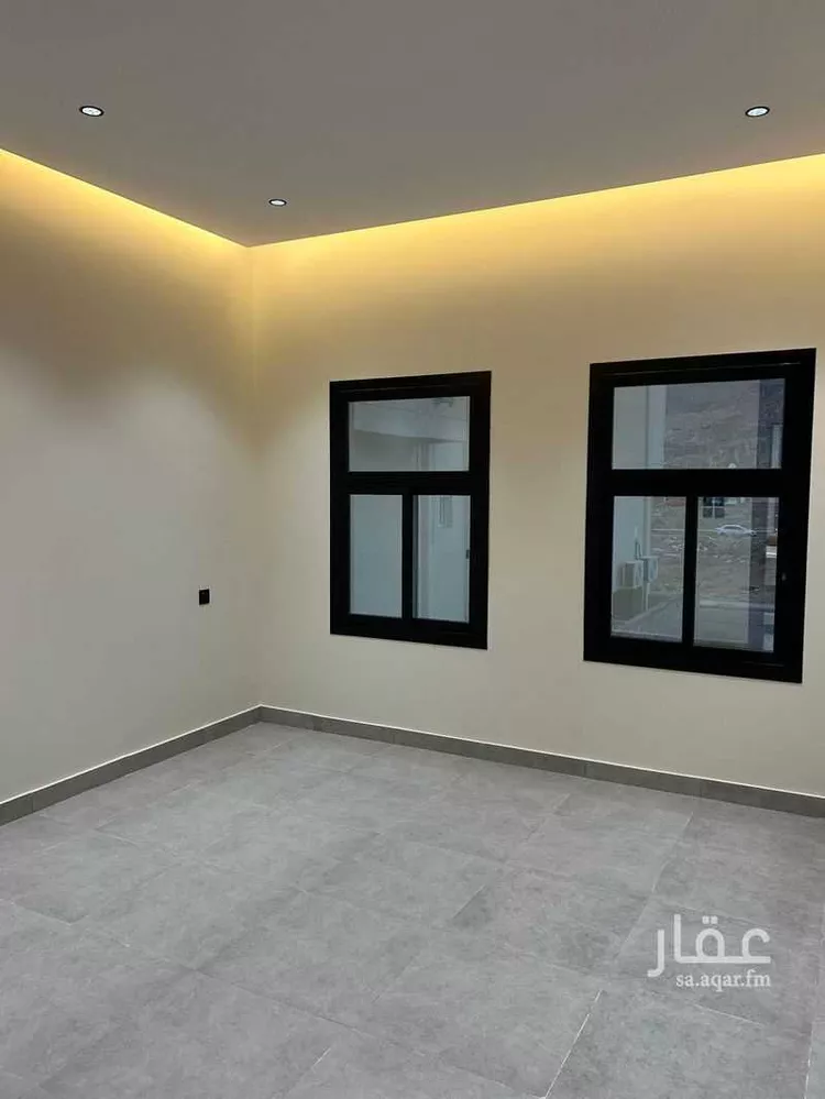 فيلا للبيع في شارع الاحوص بن ثعلبه, حي الهجلة الجديد, مدينة مكة المكرمة, منطقة مكة المكرمة صورة 5