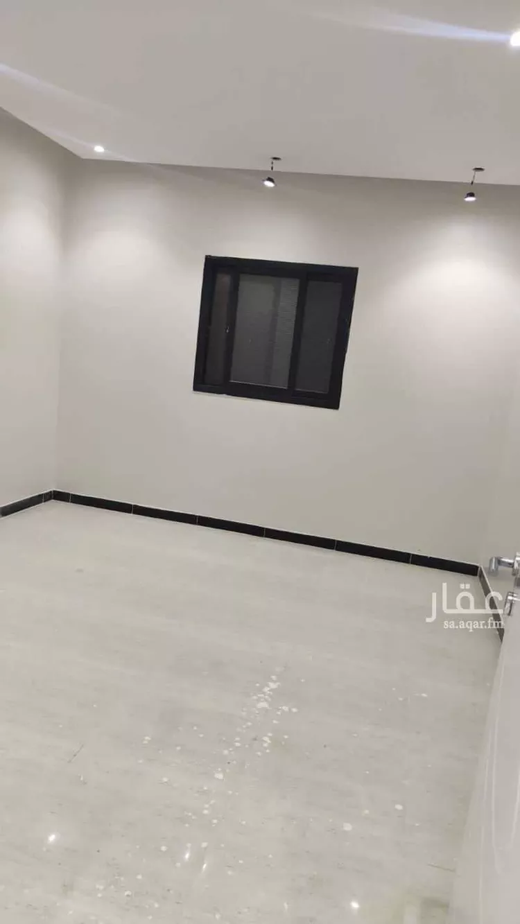 شقة للبيع في شارع بكر صباغ الشافعي ، حي العوالي ، الرياض ، منطقة الرياض صورة 2