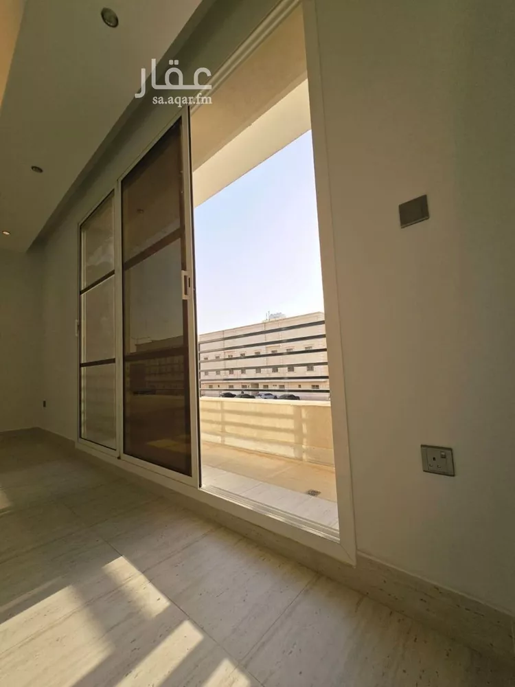 شقة للإيجار في شارع رقم 324, حي الملقا, مدينة الرياض, منطقة الرياض صورة 2