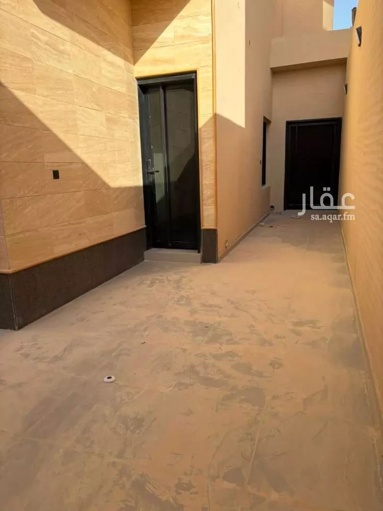 Floor for Rent in Riyadh Al Janadriyah